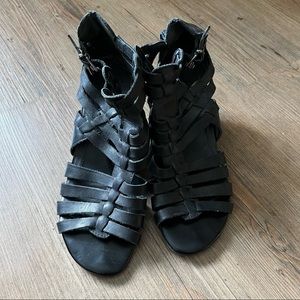 Locale Black Sandal Wedge Heel Shoe Gladiator Style Size 6 US 36 EU